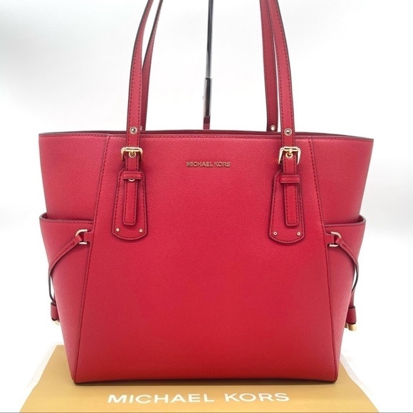 Michael Kors Voyager Tote Bag Red - Picture 1 of 14